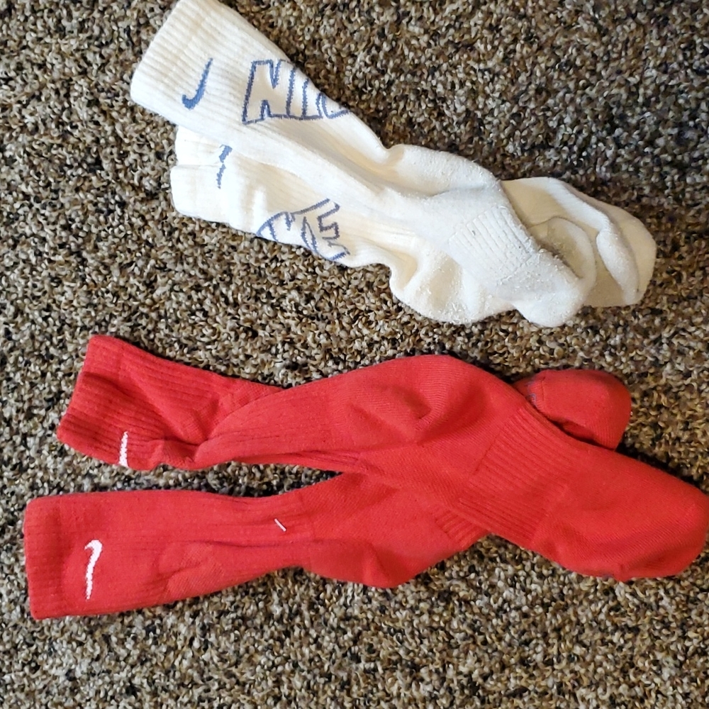 Nike socks 2 pair